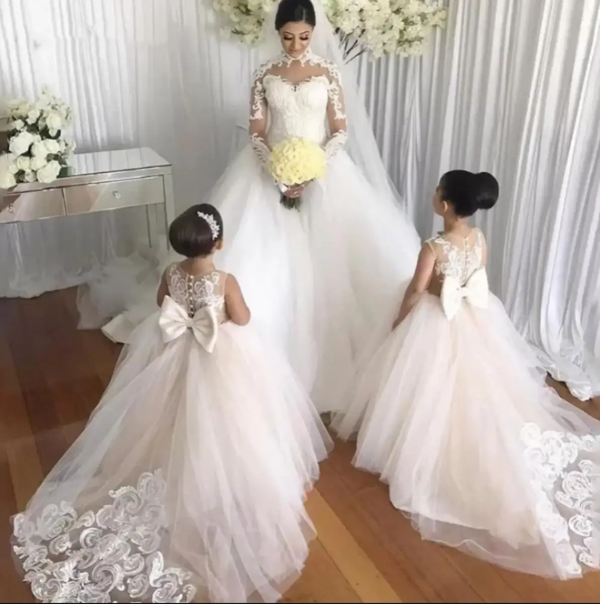 Gaun perempuan bunga anak renda putih panjang lantai Princess applique Tulle untuk pesta pernikahan gaun Komuni Pertama pembaptisan