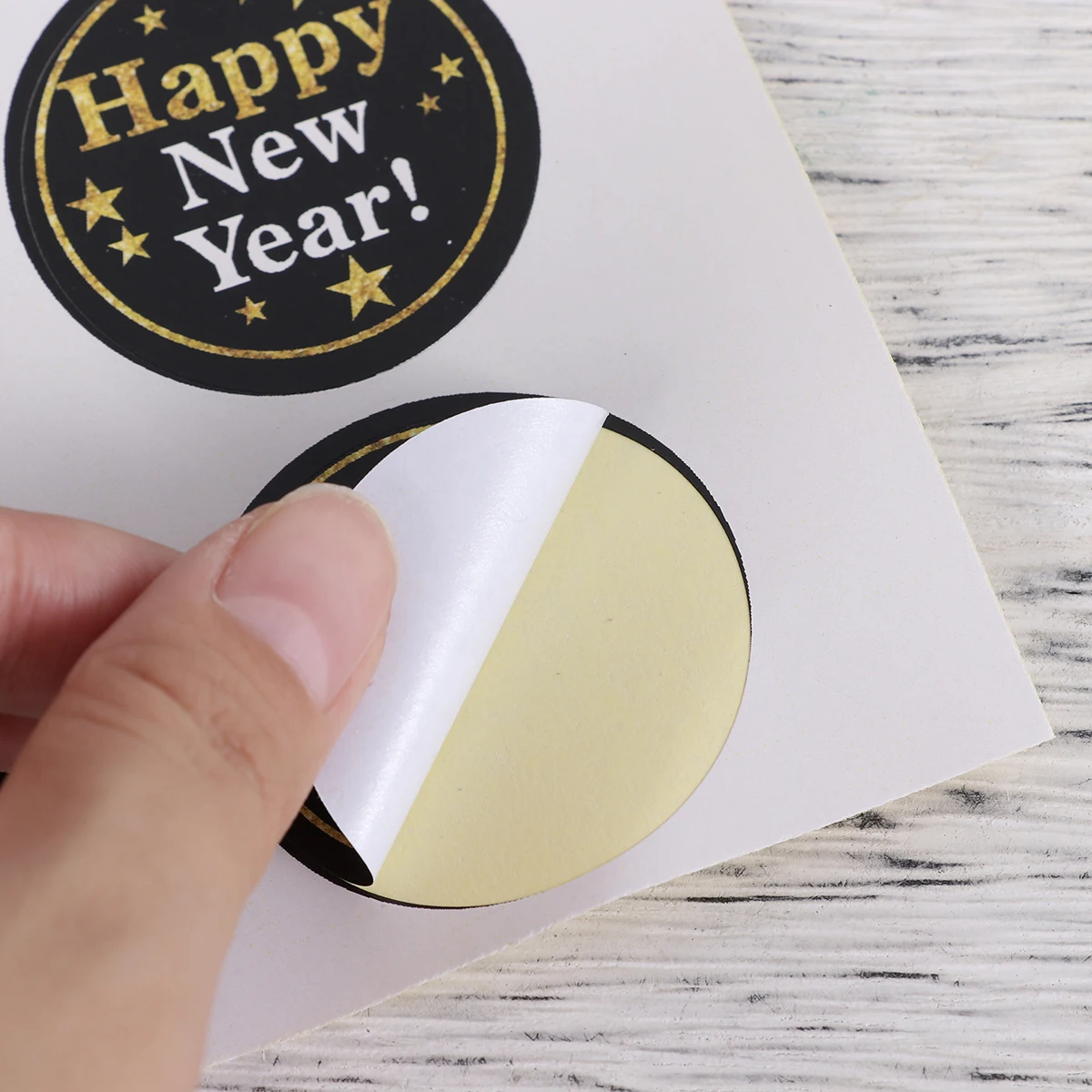 

New Year Sealing Stickers Round Adhesive Labels For Cookie Bags Baking Packaging Diy Craft Kids Activities Happy New Year
