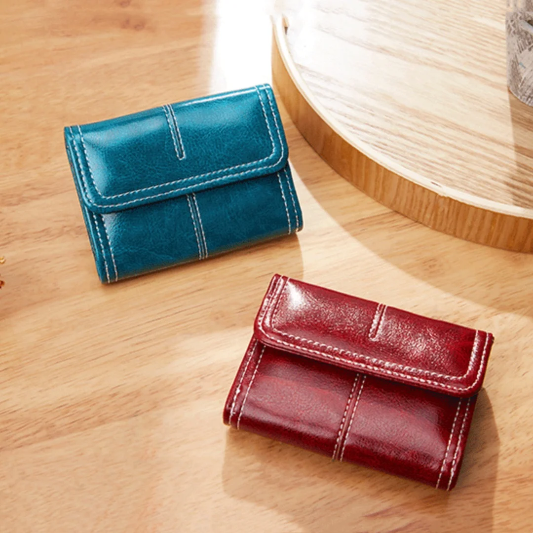 Multi-Slot Card Holder Vintage Coin Purse Oil Wax Leather Wallet Elegant Short Wallet For Shopping Travel Formal Occasions