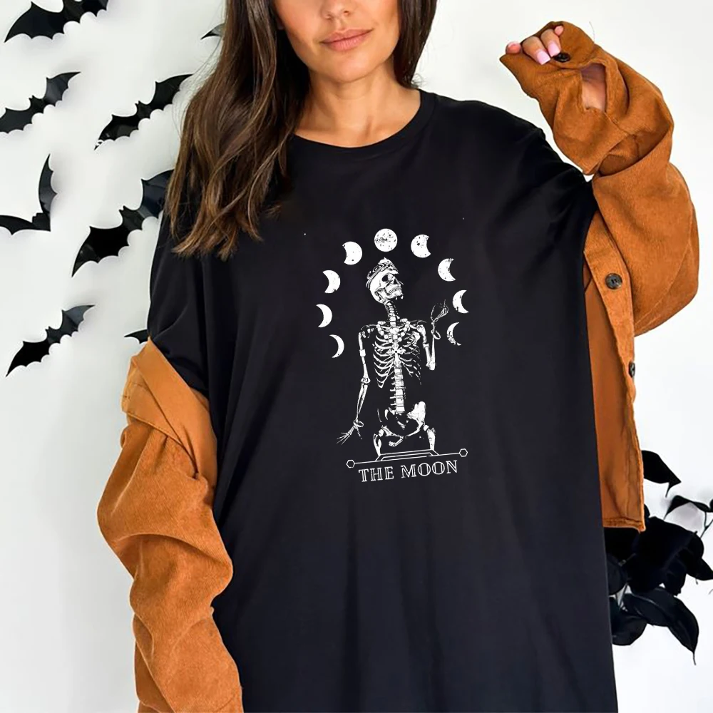

Moon Skeleton Graphic T-Shirt 100% Cotton Cool Grunge Vintage Tarot Card Women's T-Shirt Short Sleeves Halloween Gifts Trendy