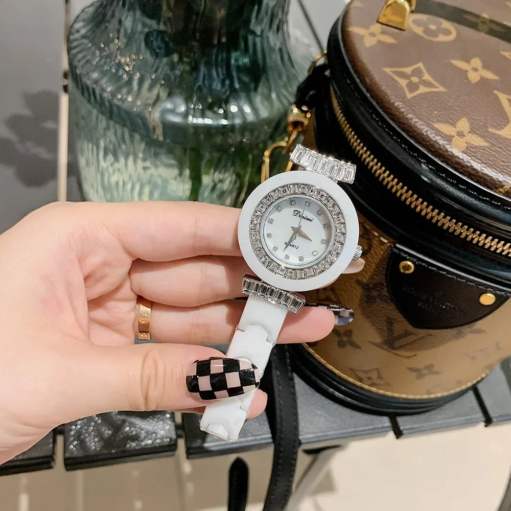 ピンクと金色のセラミック時計,クォーツ,カジュアル,エレガント,ファッション,ホワイト,防水シェル,フェイス,女性用