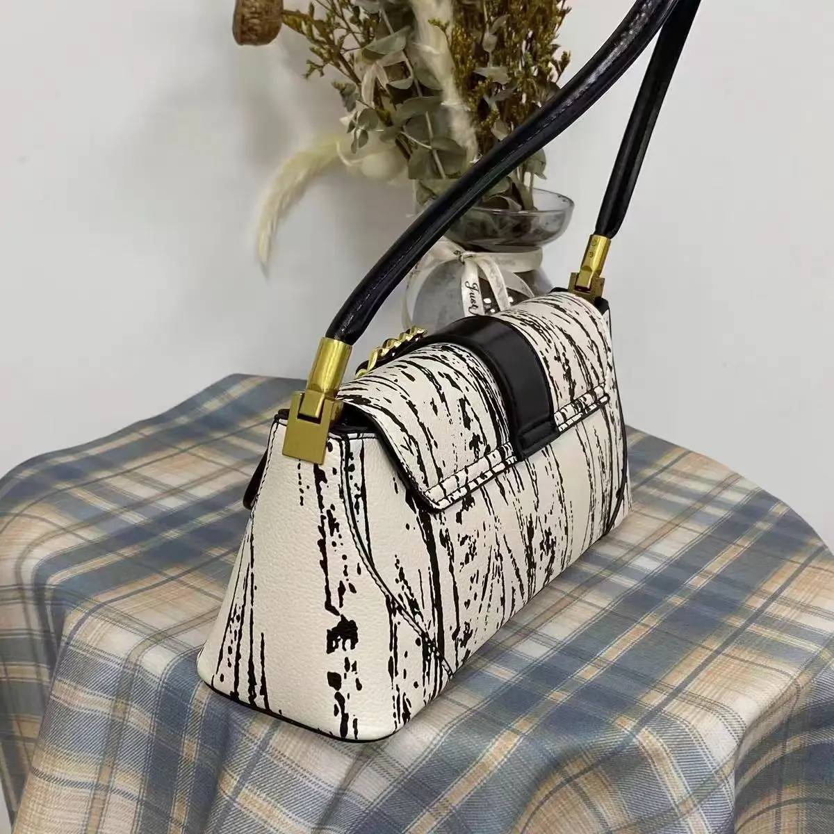 حقيبة نسائية مطبوعة عصرية لعام 2025، سوار جميل ومتعدد الاستخدامات، كتف واحد، أنيقة وغير رسمية