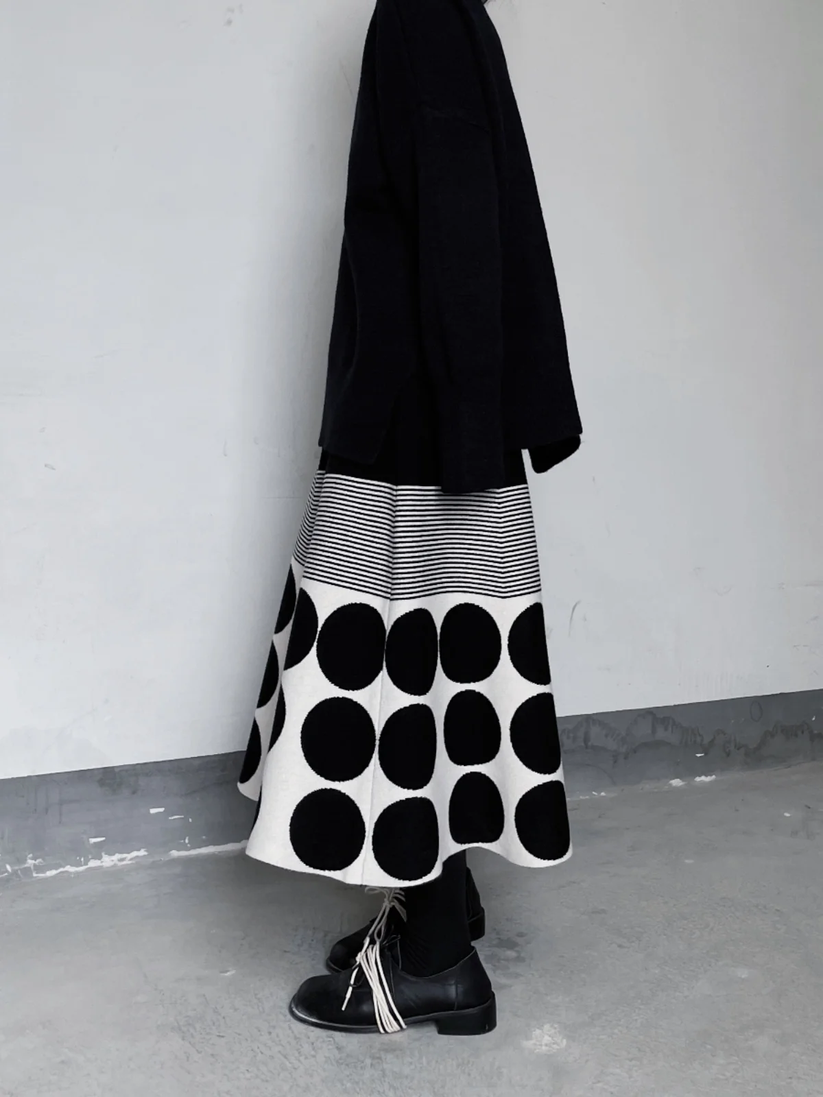 Dark Style Polka Dot Knitted Skirt Women's Midi Skirt Atmosphere Sensation Autumn Winter New Arrival Commute Retro Design