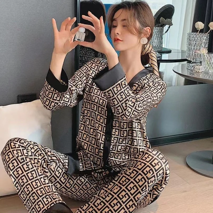 Spring and Summer New Ice Silk Pajamas Homewear Set Girls Long-Sleeved V-Neck Cardigan Simulation Silk Lapel Pajamas Homewear Se image 6