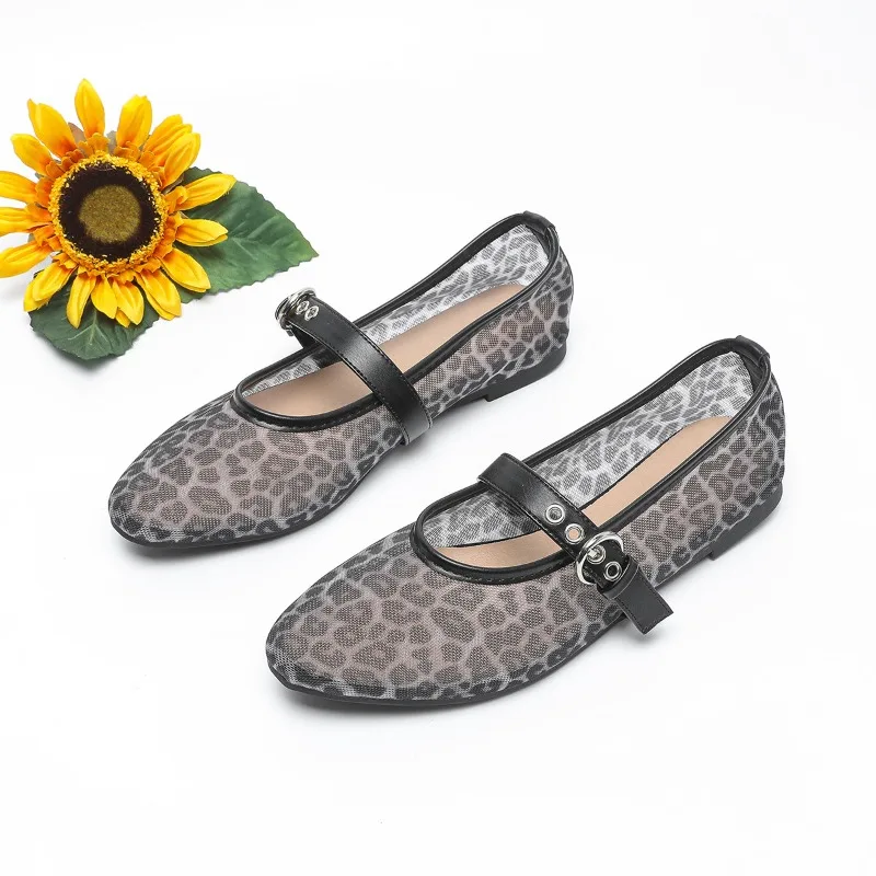 

Round Toe Buckle Strap Flat with Shoes Leopard Air Mesh 2026 New Arrivals Runway Fashio Women Dress Shoes Low Heel Handmade