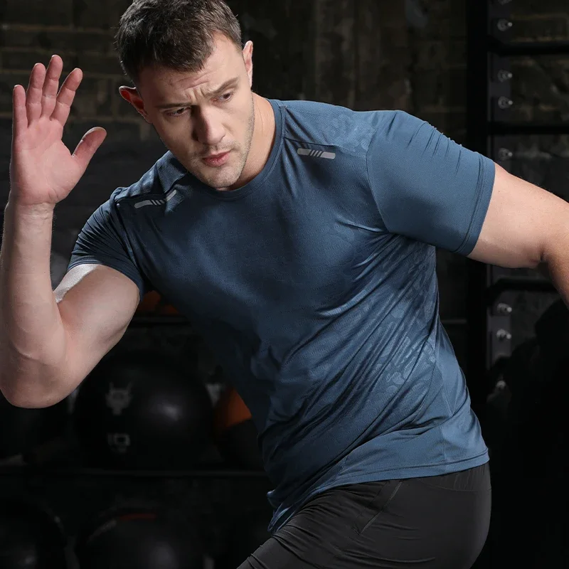 Men Running Compression T-shirt Dry Fit Short Sleeve Sport Tees Male Gym Fitness Jogging Sweatshirt Homme Athletic Shirt Tops