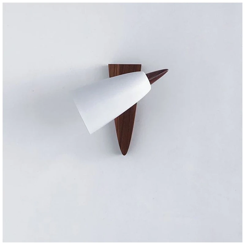 

Simple bedroom Japanese solid wood personalized decoration wabi **** modern wall lamp
