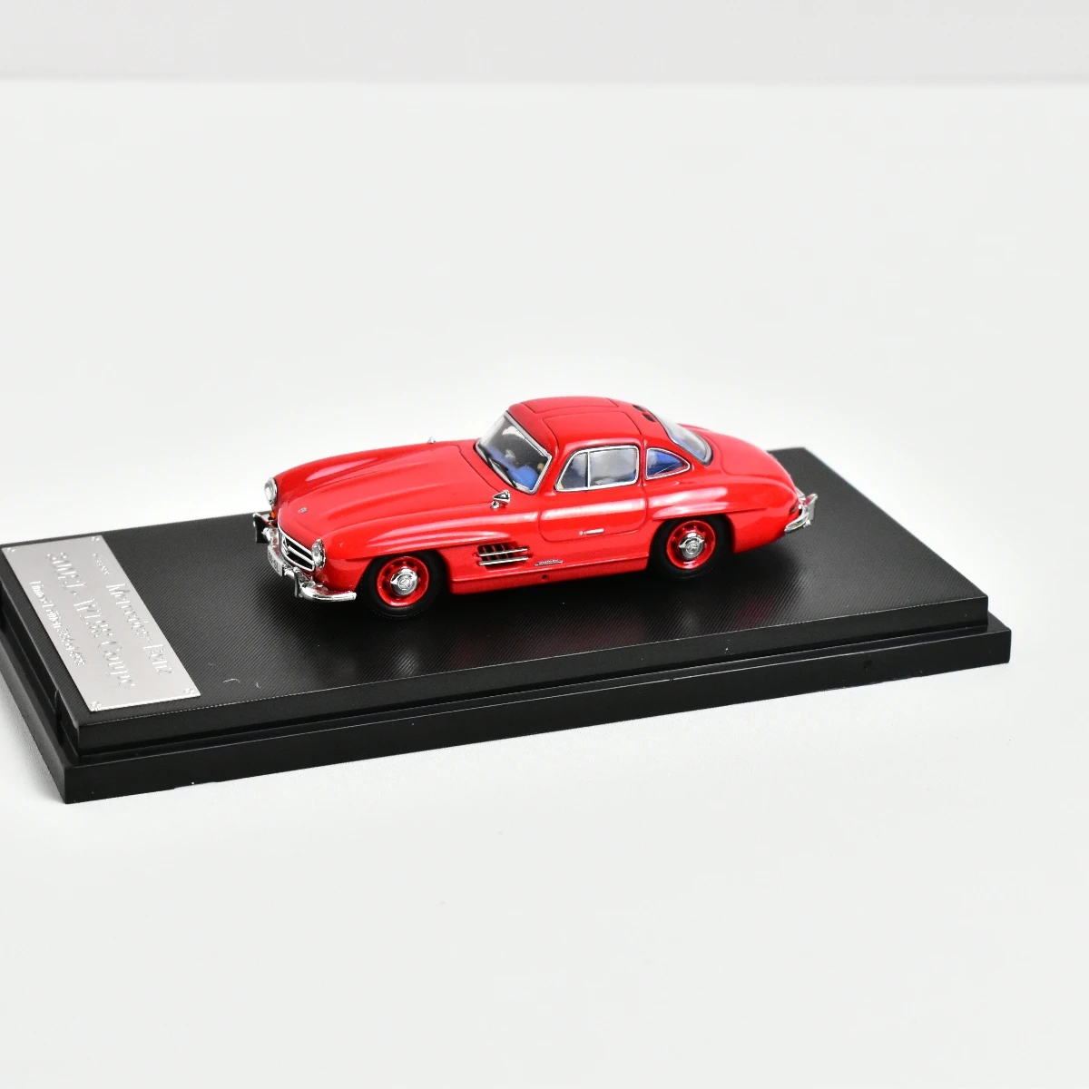 Seeker 1:64 300SL  Diecast Model Car