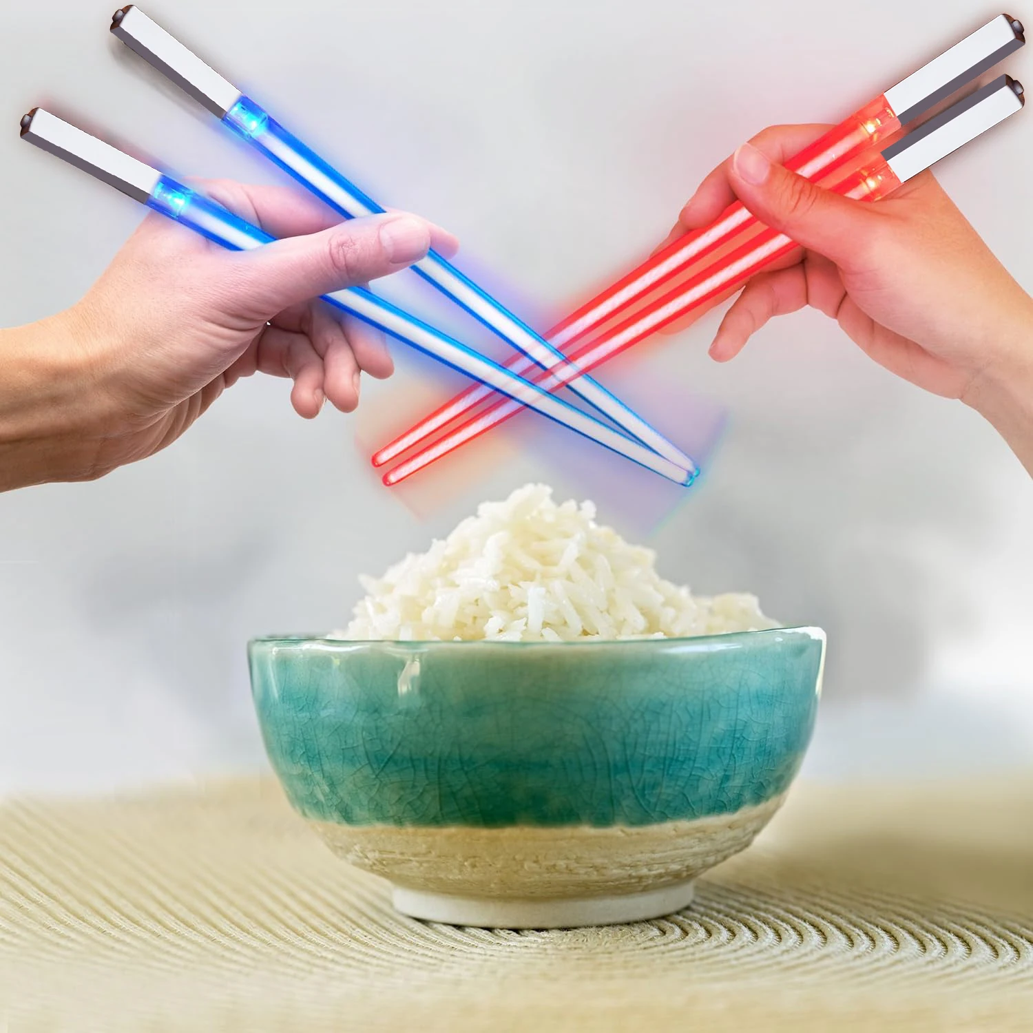 1 pasang sumpit bercahaya LED tema StarWar, sumpit Sushi dapat dipakai ulang dapat dicuci dan dilepas untuk peralatan makan dapur