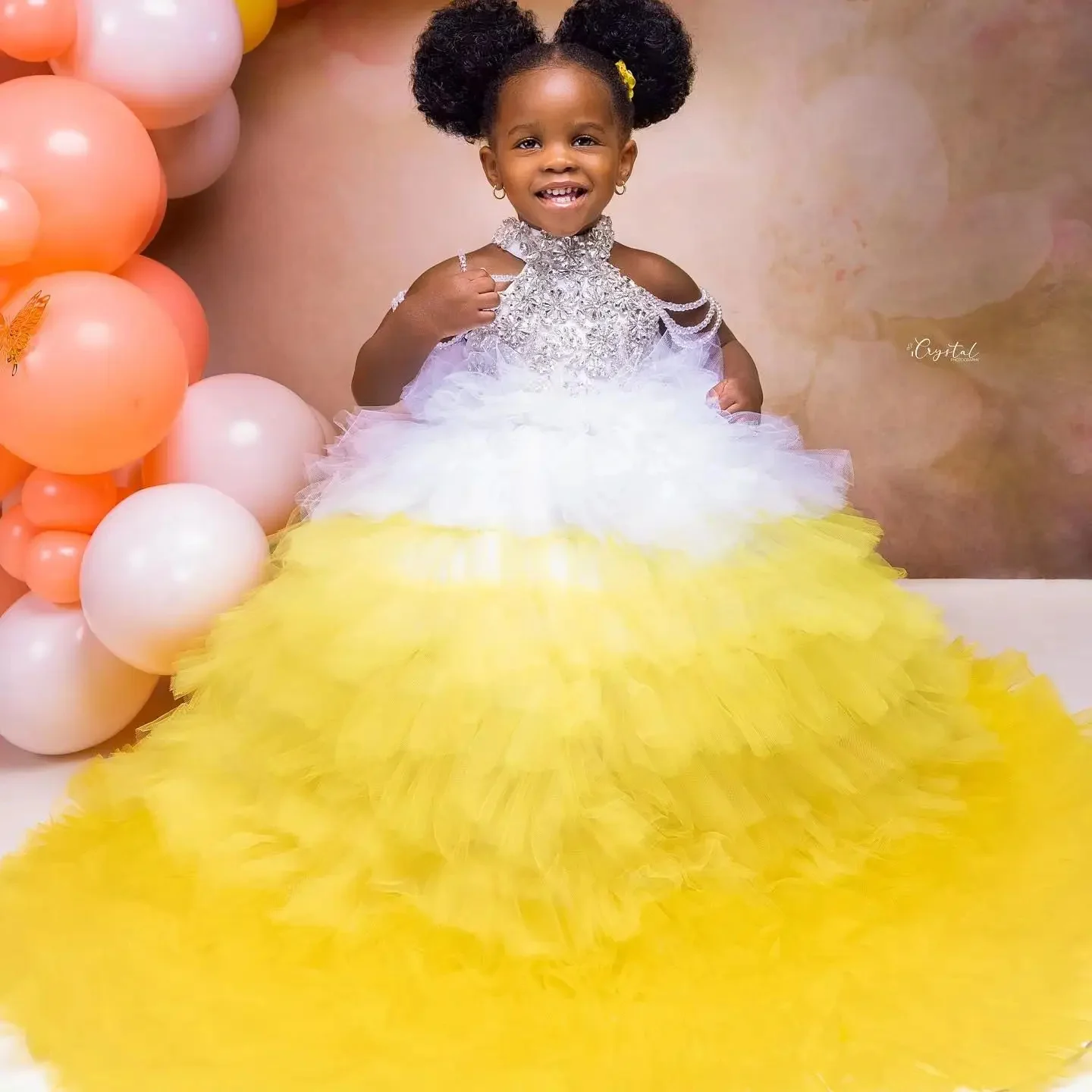 Customized Luxury Flower Girl Dress For Wedding High Collar Crystal Layered Tulle Sleeveless Toddler Pageant Birthday Ball Gown