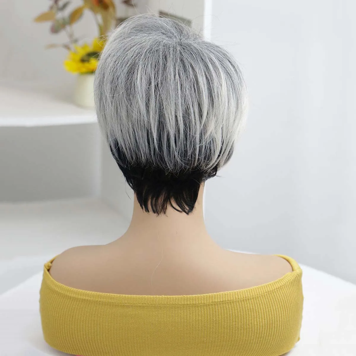 Synthetic Short Curly Wig for Women Gray Gradient Layer Pixie cut Wigs With Side Bangs Daily Party Cosplay