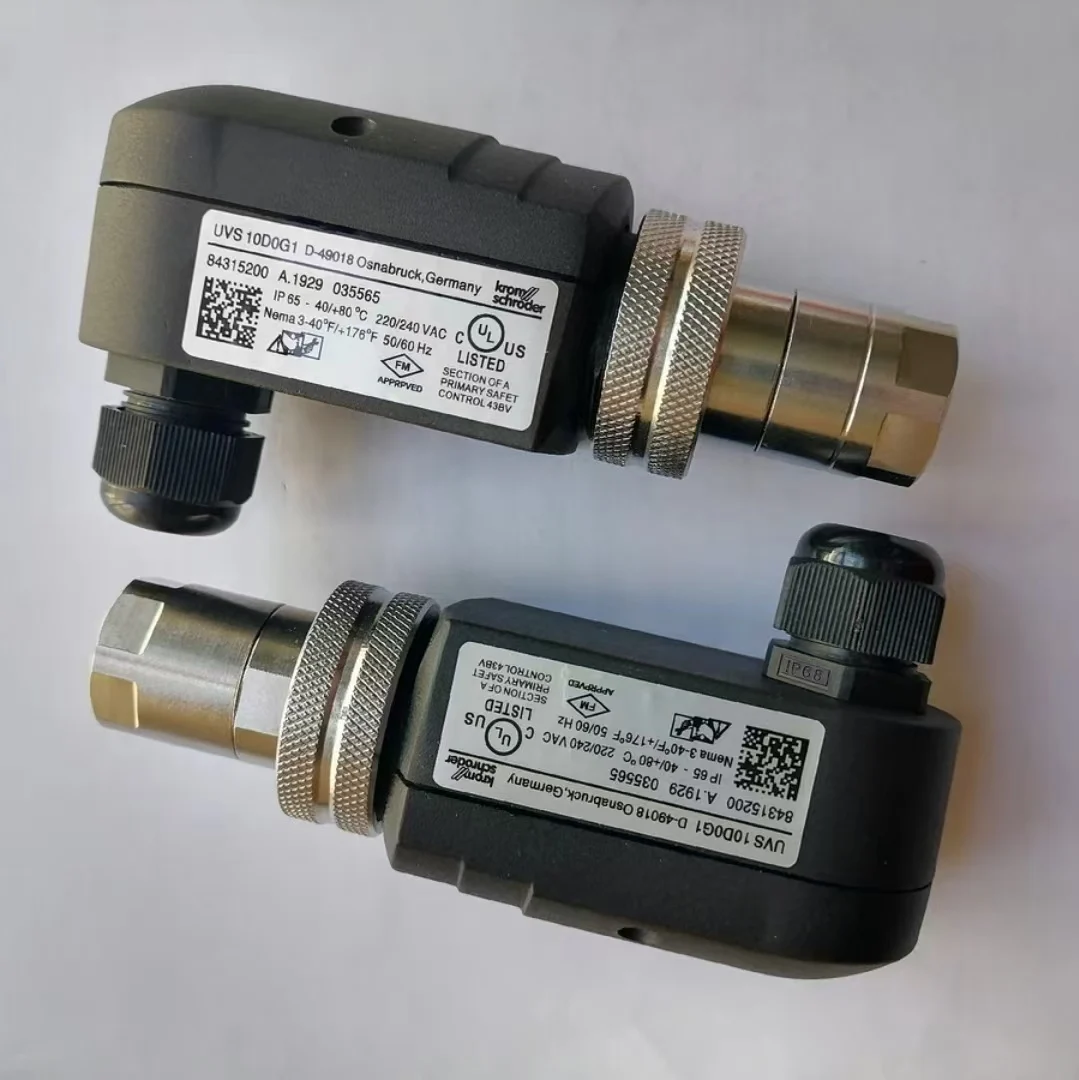 

Electric Eye UVS10D4G1 UVS10D0P2 new 1 pcs price