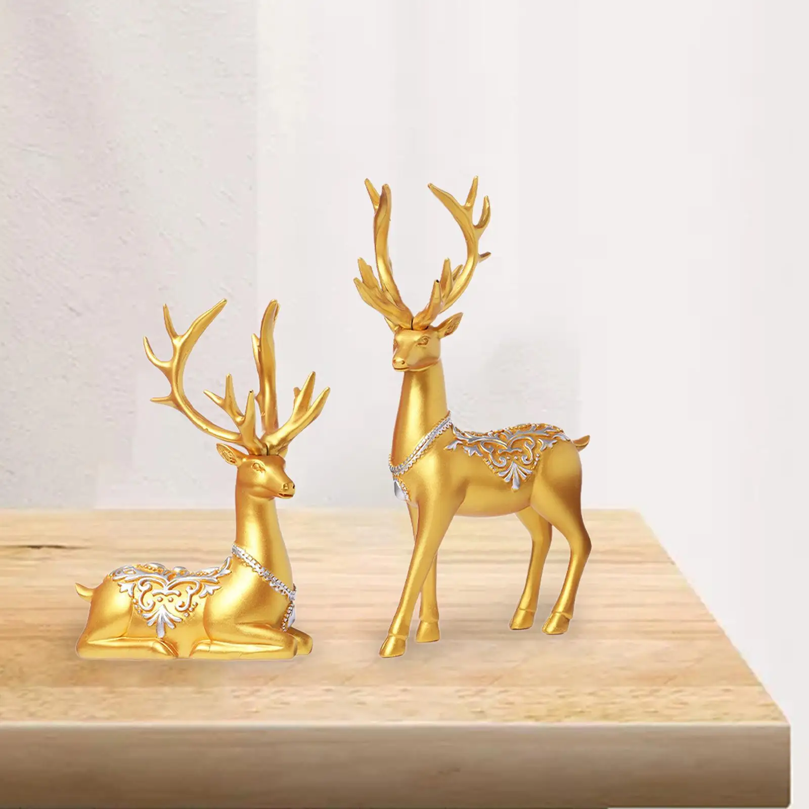 2Pcs Elk Figurines Art Crafts Reindeer Sculptures for Office Desk Shelf