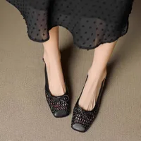 Retro leather square-toe woven high-heeled sandals, 2025 summer fashionable breathable single-buckle thick-heeled women's shoes - Image 4