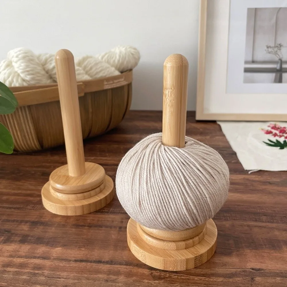 

Detachable Base Wooden Yarn Holder Manual Dispenser Handmade Craft Yarn Spool Organizer Vertical Rotating Yarn Winder Table Top