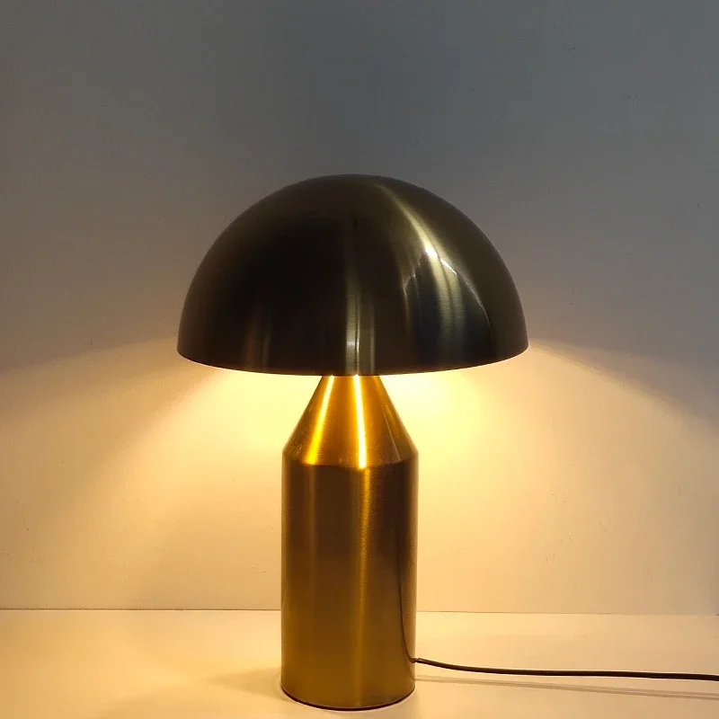 Electroplating Nordic Black White Gold Mushroom Table Lamp for Desk Living Dining Room Bedroom Bedside Metal LED Desktop Decorat