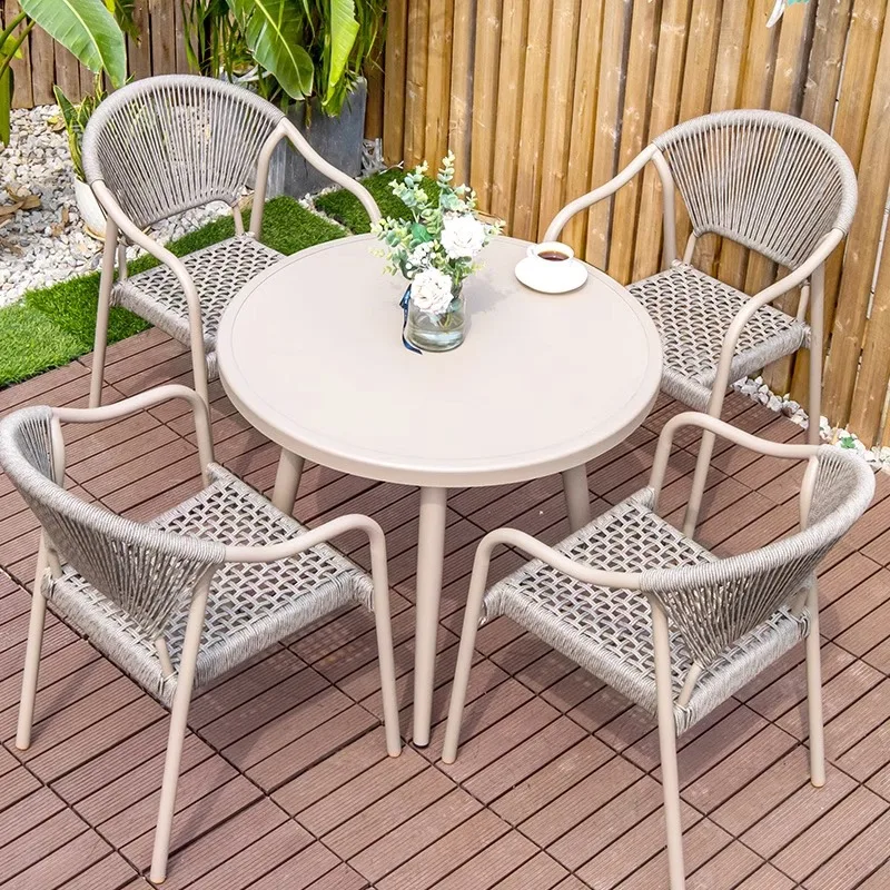

Customizable Nordic outdoor tables and chairs