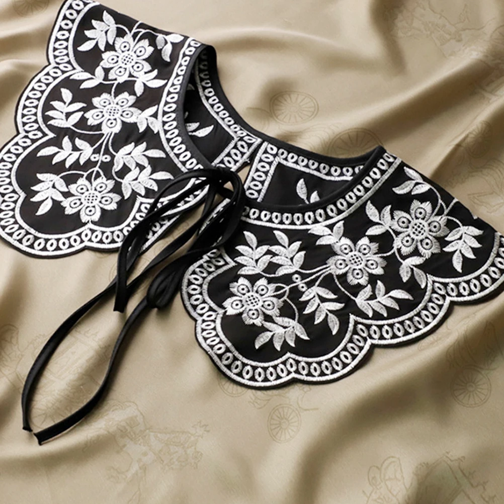 

1Pcs Embroidery Fake Collar Retro Floral Design Lightweight Decorative Shirt Collar Women Clothing Accessory Embroidered Shawl
