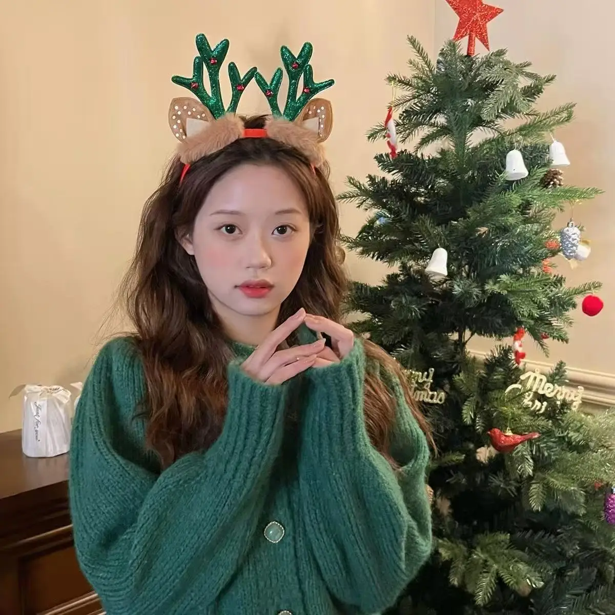 

1PC Korean Christmas Reindeer Antlers Headband Shiny Hair Band Holiday Party Dress Up Plush Headband for Christmas Gift