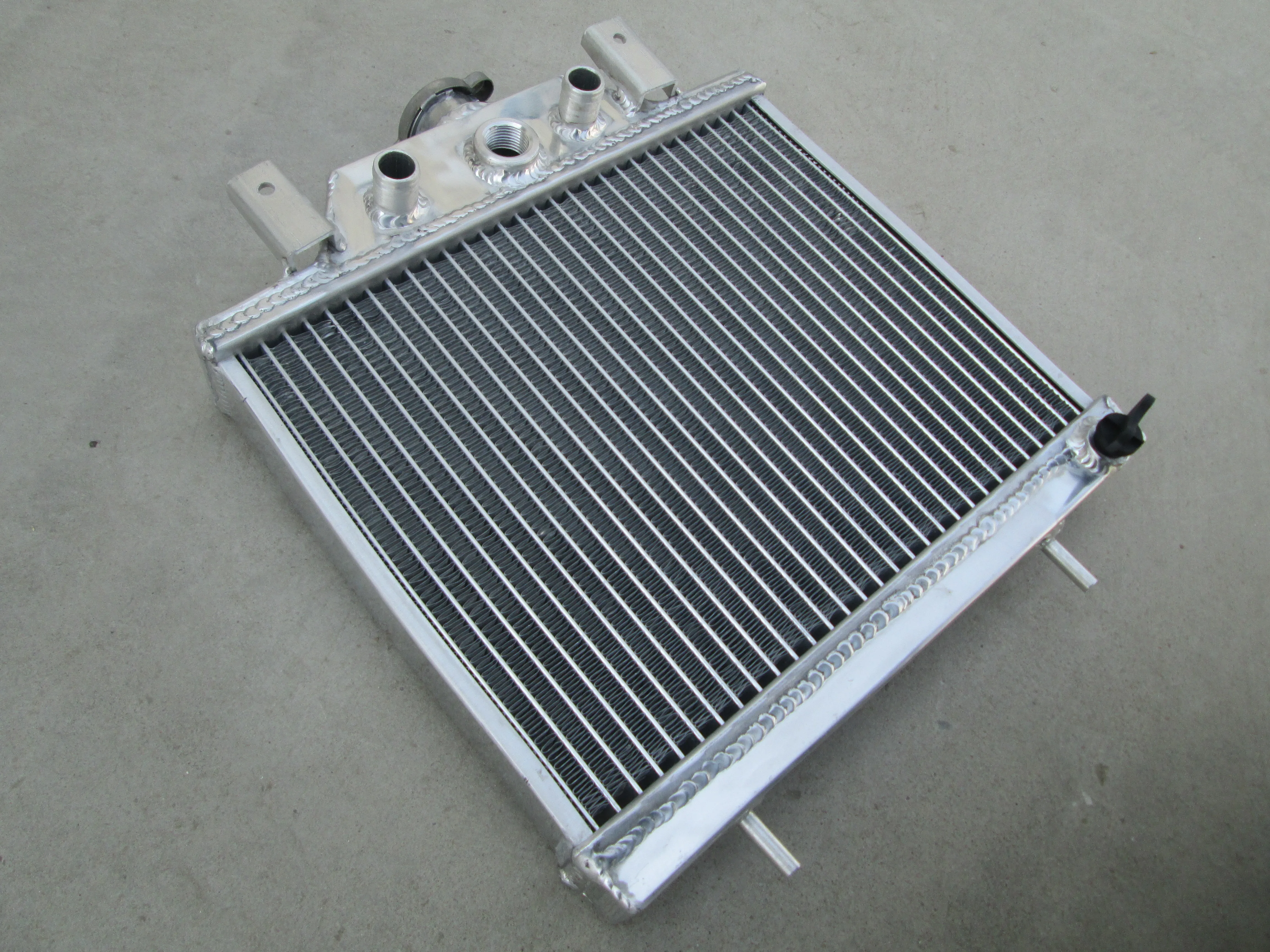 For 1996-2000 Polaris Scrambler 400 Xplorer 400L 500 1240015 Aluminum Radiator Cooler Cooling Coolant 1996 1997 1998 1999 2000