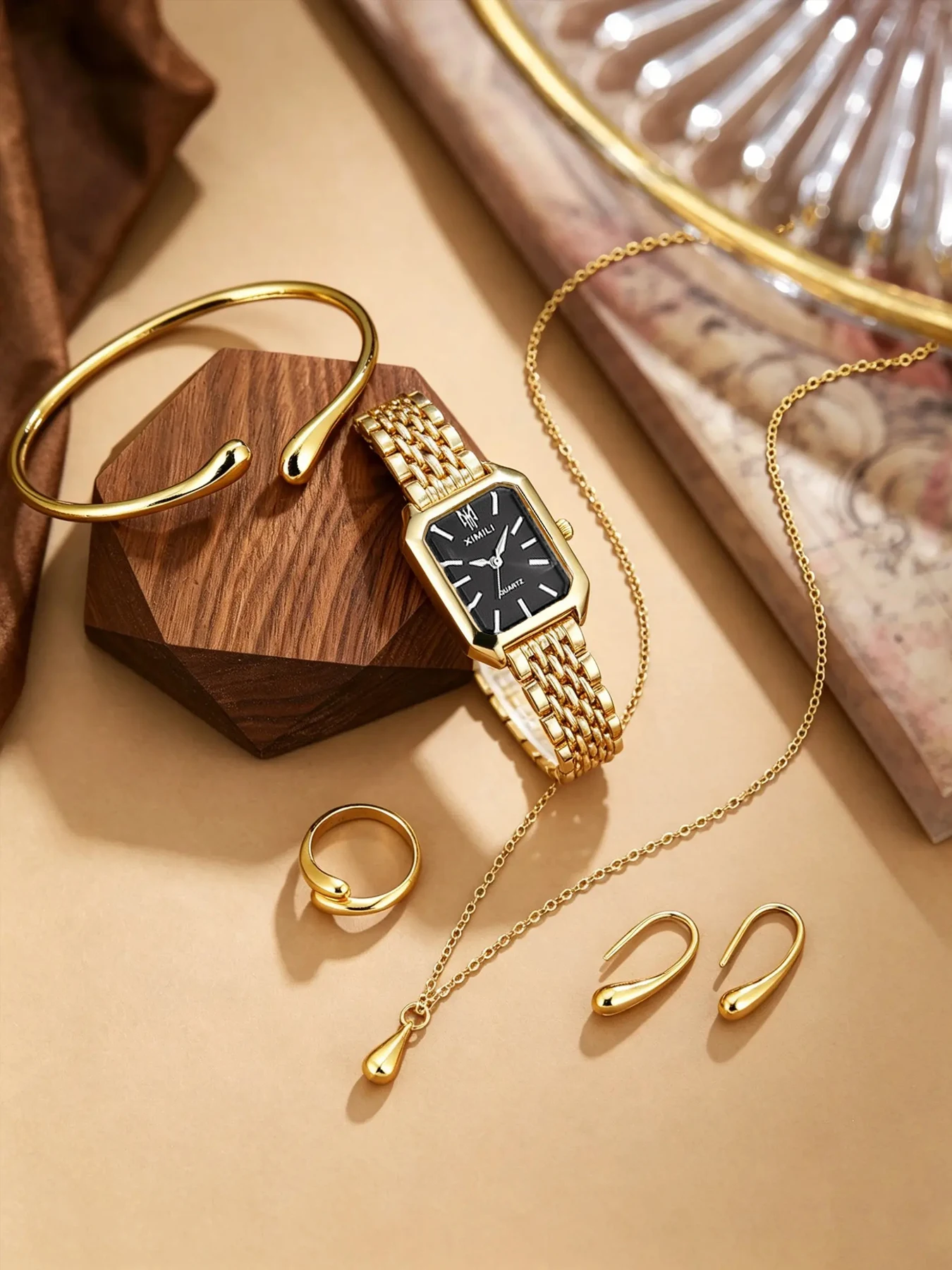 5Pcs Ladies Gold Watch Jewelry Set Square Black Dial Quartz Wristwatch Water Drop Necklace Bracelet Ring Earrings