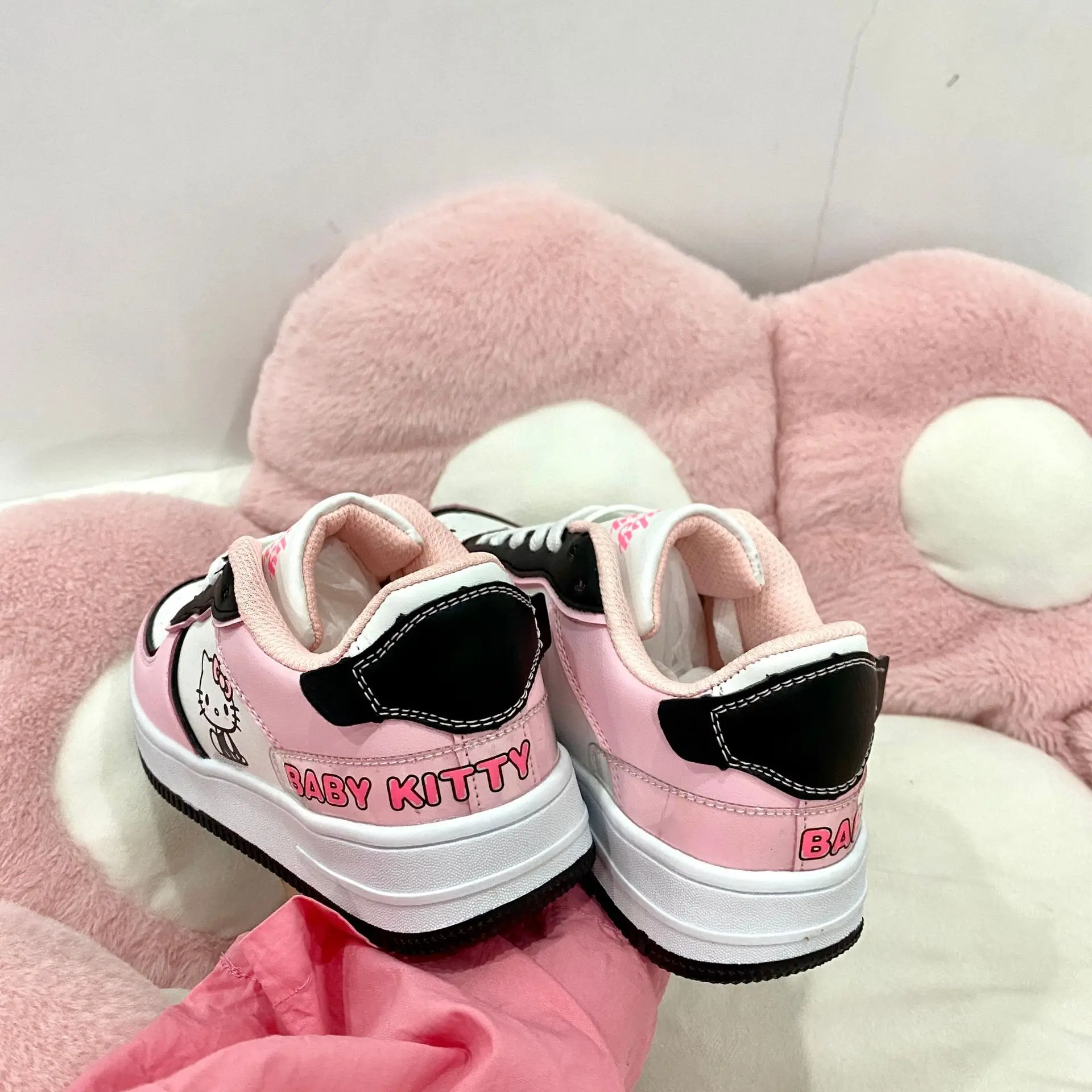 Sanrio HelloKitty Kuromi Kawaii Women\'s Shoes Fashion Breathable Sneaker Leather Cartoon Cute Female Sneakers