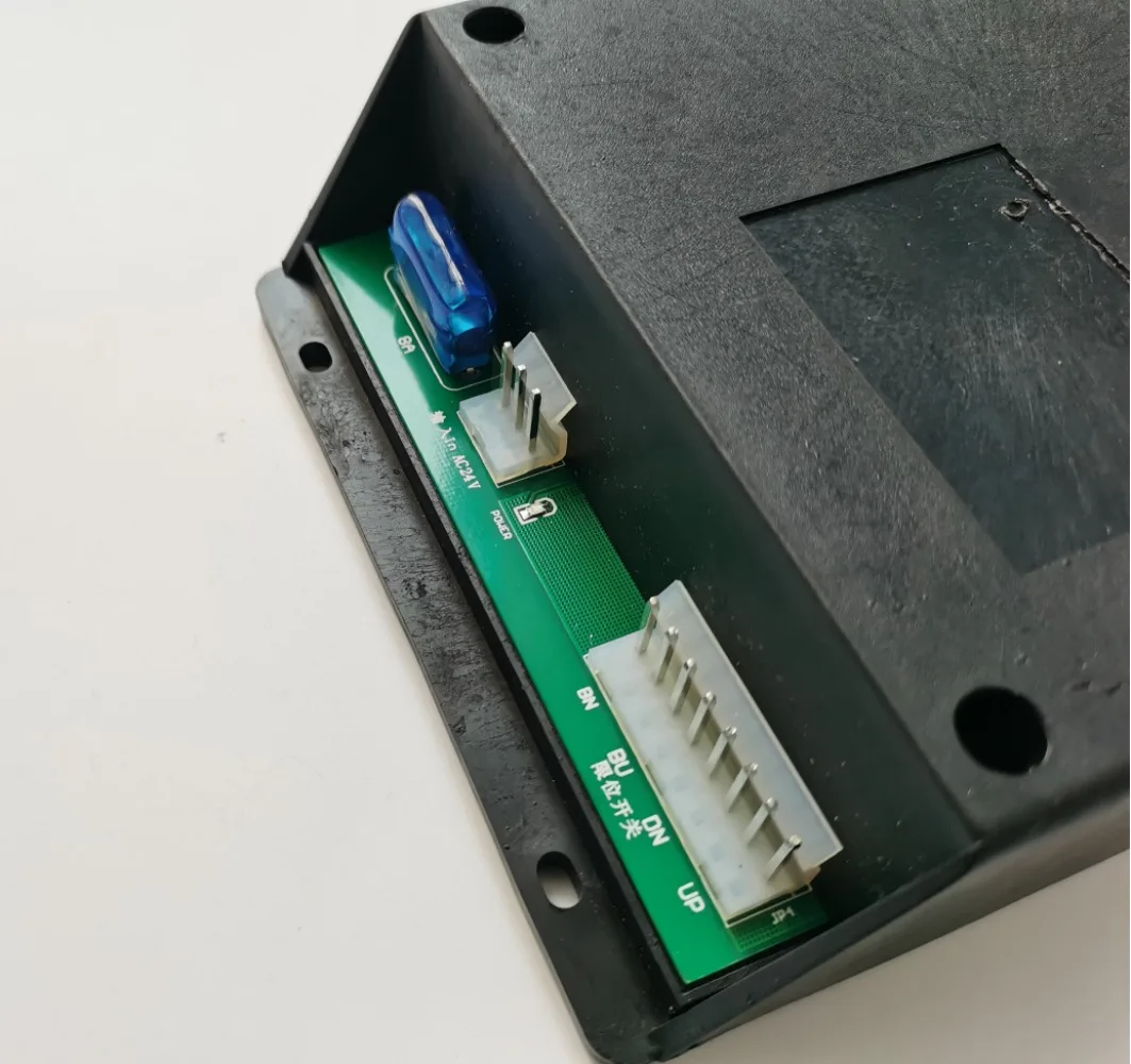 Dental Chair Accessory Basic Control Unit, Lifting Circuit Control Box, Replacement Circuit Board for Dental Chair Lab Equipment