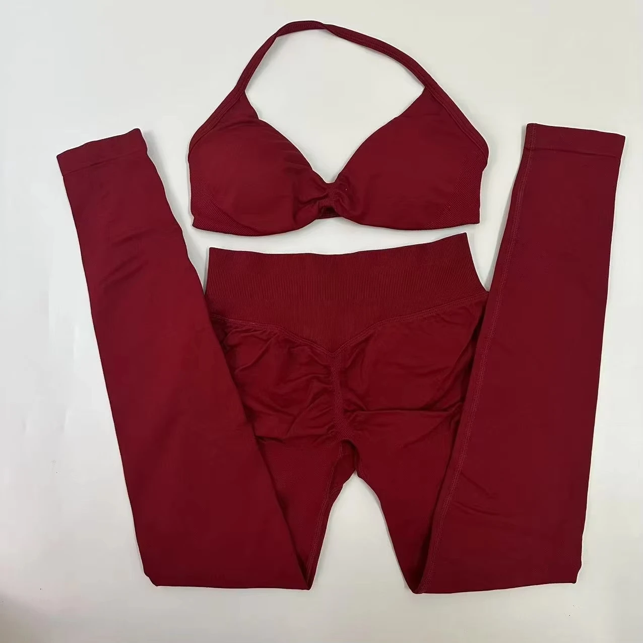 eamless Yoga Set Women Yoga Scrunch Leggings Set Strappy Halter Sports Bra Fitness Gym Clothing Workout Set