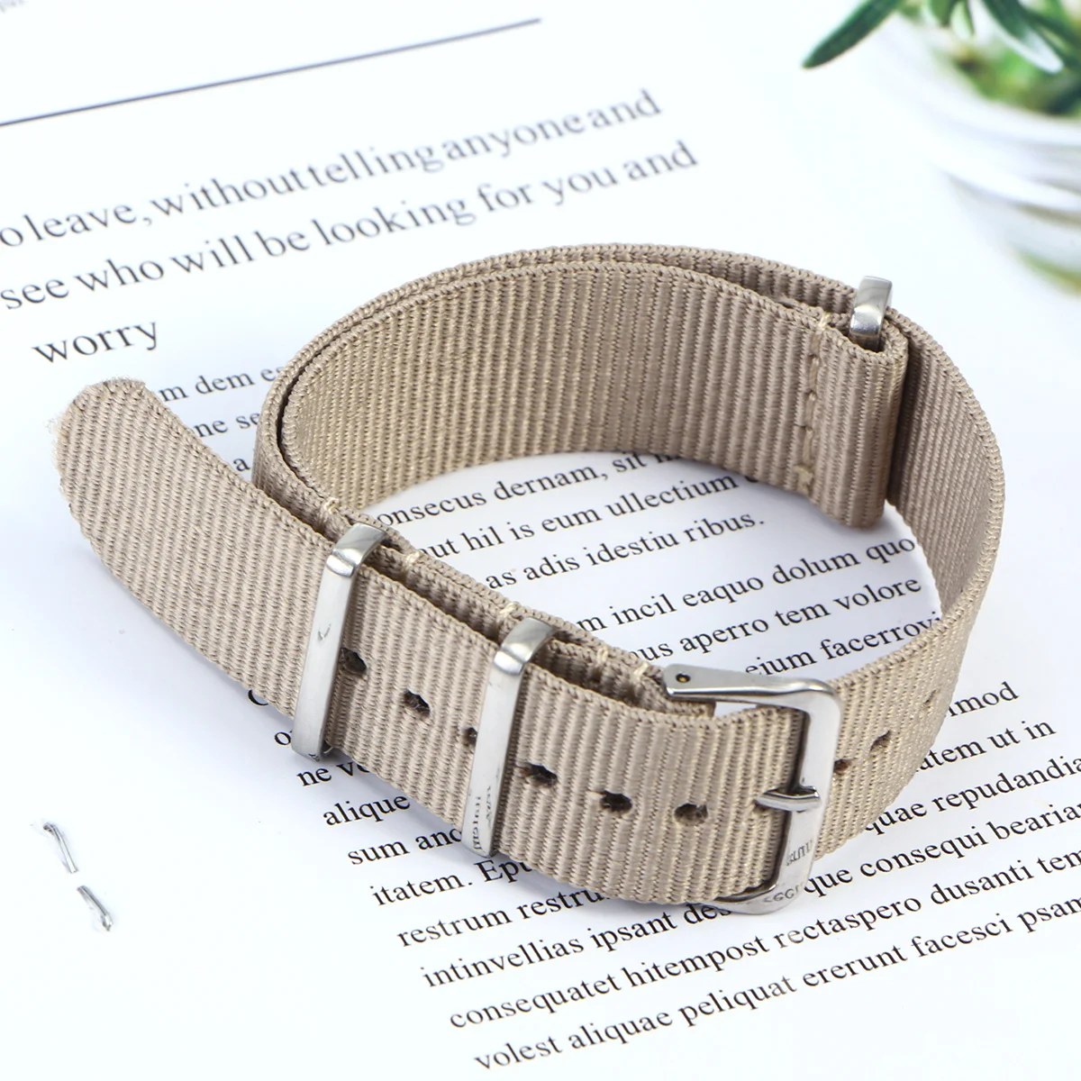 Nylon Watch Strap 20Mm Heavy Duty Woven Replacement Band Breathable Soft Skin-Friendly for Sports Outdoor Activities
