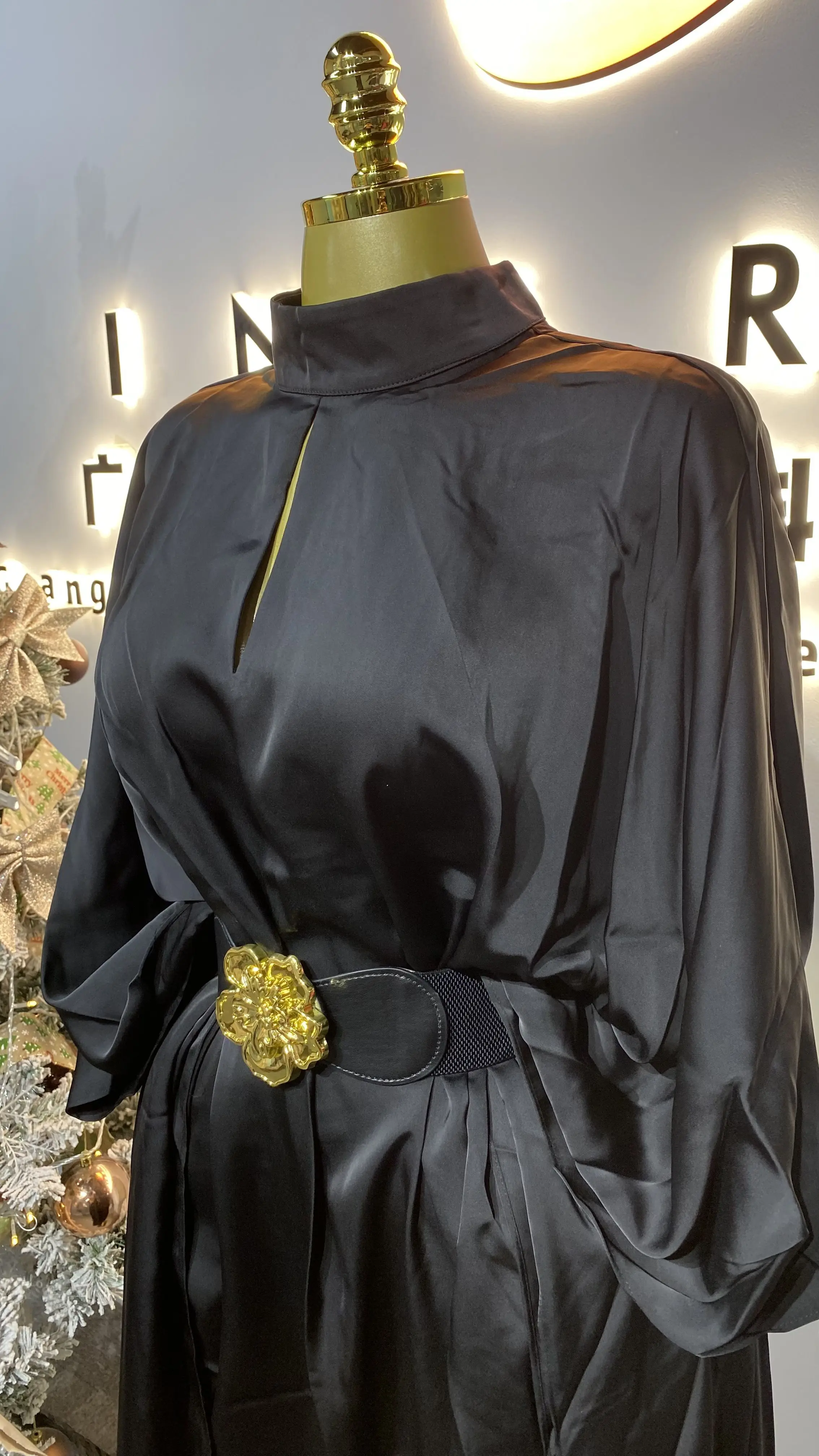 Vestido de noite luxuoso Dubai 2025: vestido Eid preto elegante para aberturas de verão-GZXX395