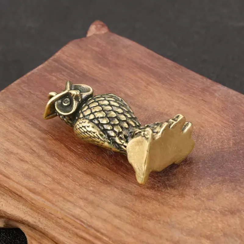 1 Pcs Retro Solid Brass Standing Owl Mini Statue Desktop Decoration Crafts Keychain Pendant Suitable Home Office Ornament