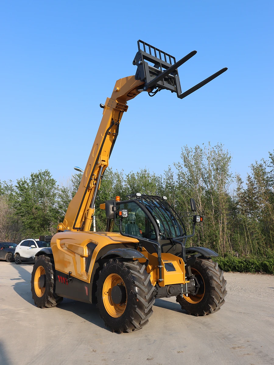 Forklift Diesel Hidrolik 2,5-3 Ton Tiongkok 2025 dengan Lengan Teleskopik 7m, Produk Kustomisasi Andal dengan Kabin