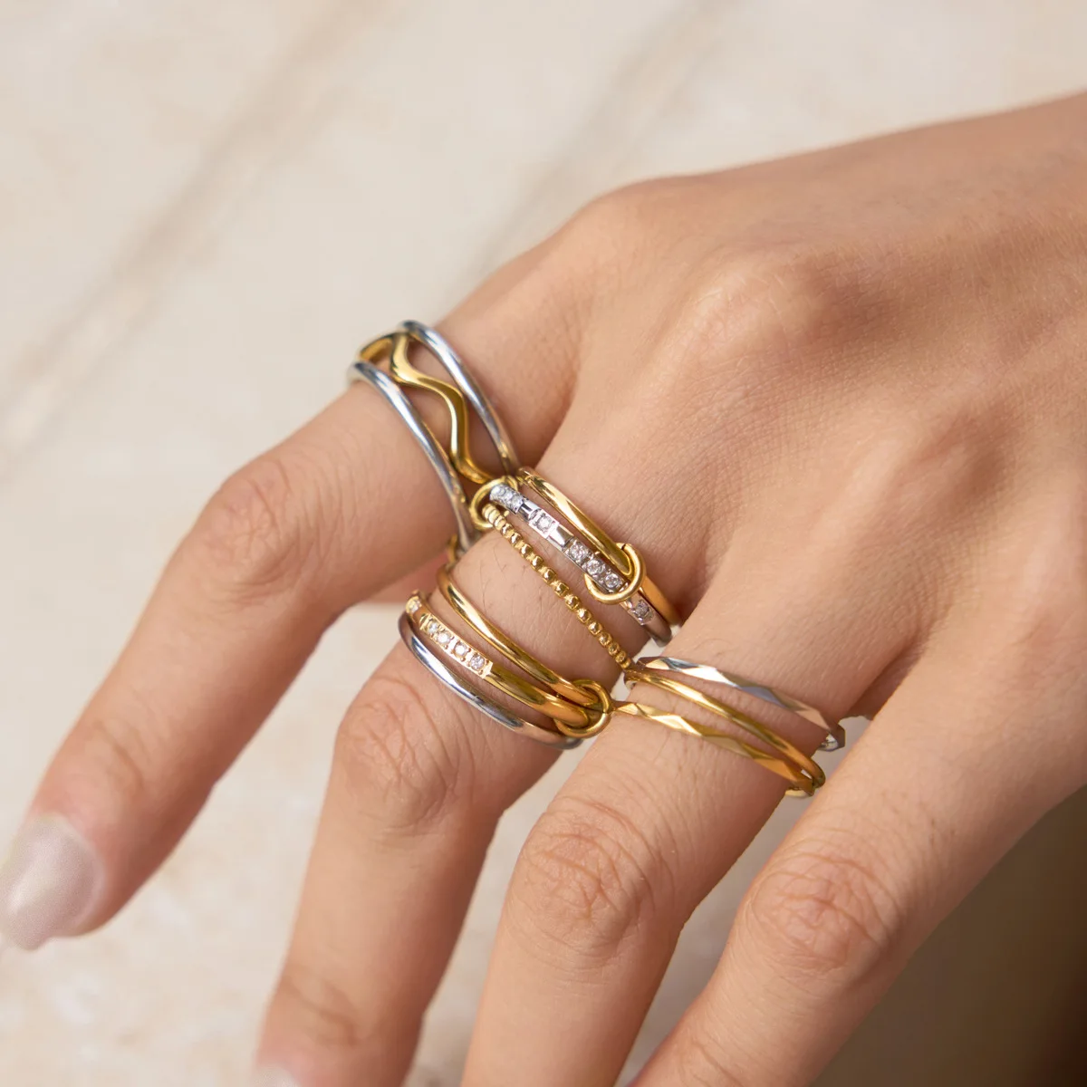 Stainless Steel Two-tone Mix Color Three Layer Circular Knuckle Ring for Women Sleek 18K Gold Plated Zircon Rings Punk Jewelry