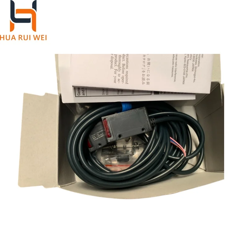 2026 New Original E3S-AT41 E3S-AT16 E3S-AT36 E3S-AT61 Sensor Plc Programming Controller Industrial Automation Controller Stock