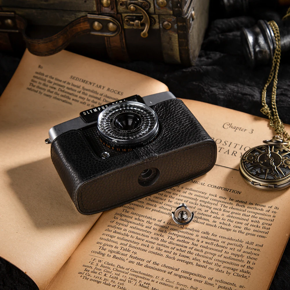 ✽PEN　EE-3✽EE3✽OLYMPUS✽オリンパス✽ハーフカメラ✽牛革貼替 Olympus Pen EE-3 with Bag – Film Supply Club