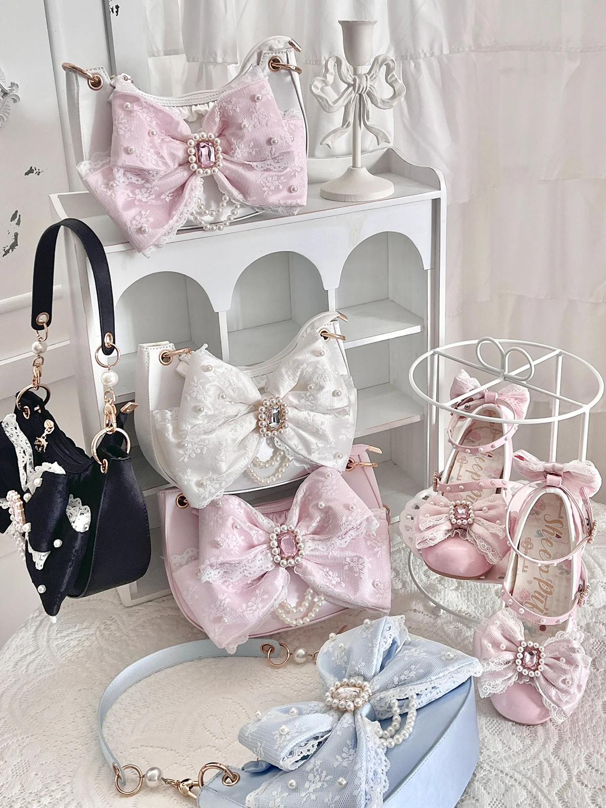 Original Sweet Girl's Cute Big Bow Lolita Crossbody Bag 2025 New Women's Pearl Chain Pink Princess Handbag Lo Shoulder Bags