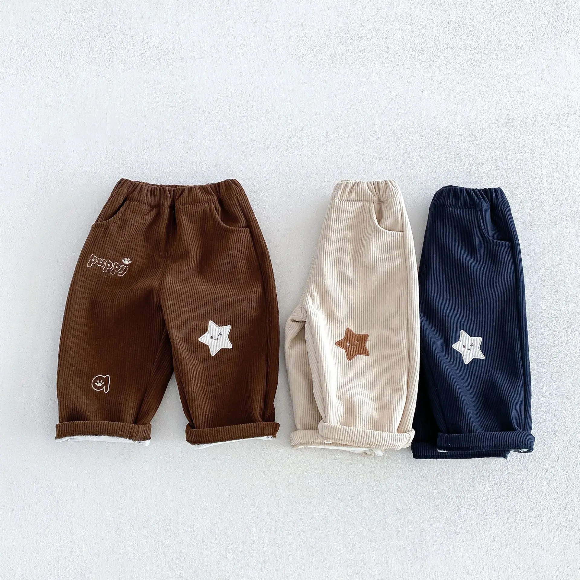 Pantalones de pana con letras  - Corduroy Pant Warm reseña y precio