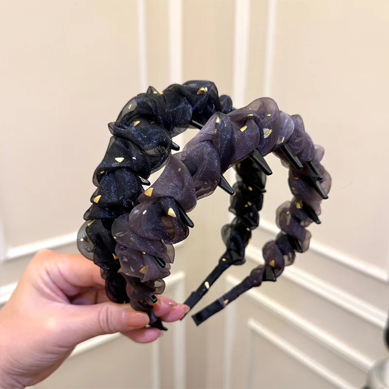 Lässiges gewickeltes Haarband mit Zähnen für Frauen mit flauschigem, glänzendem Haarband von Eugenza Hair Accessories