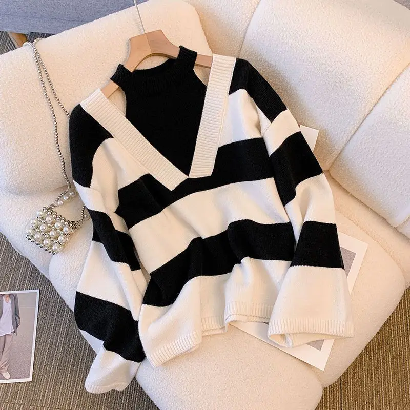 Spring New Striped Hollow Out Sweaters Long Sleeve Round Neck Loose Fake Two Piece Pullovers Vintage Fashion Women Clothing