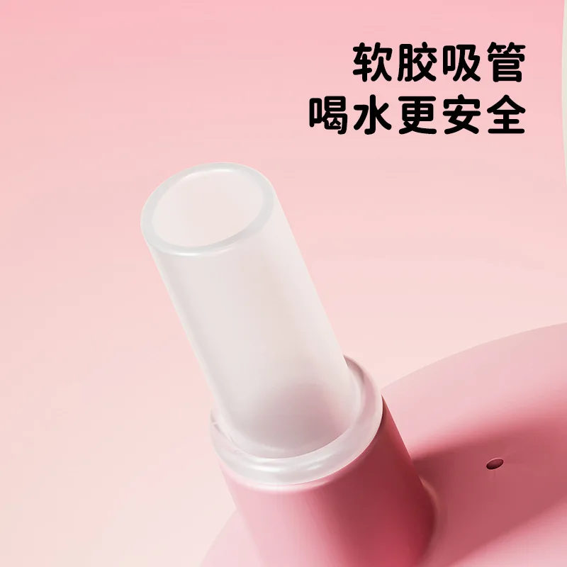 Children's cartoon milk drinking cup, direct drinking bottle, and learning cup for infants aged 1 to 3 and above to drink milk