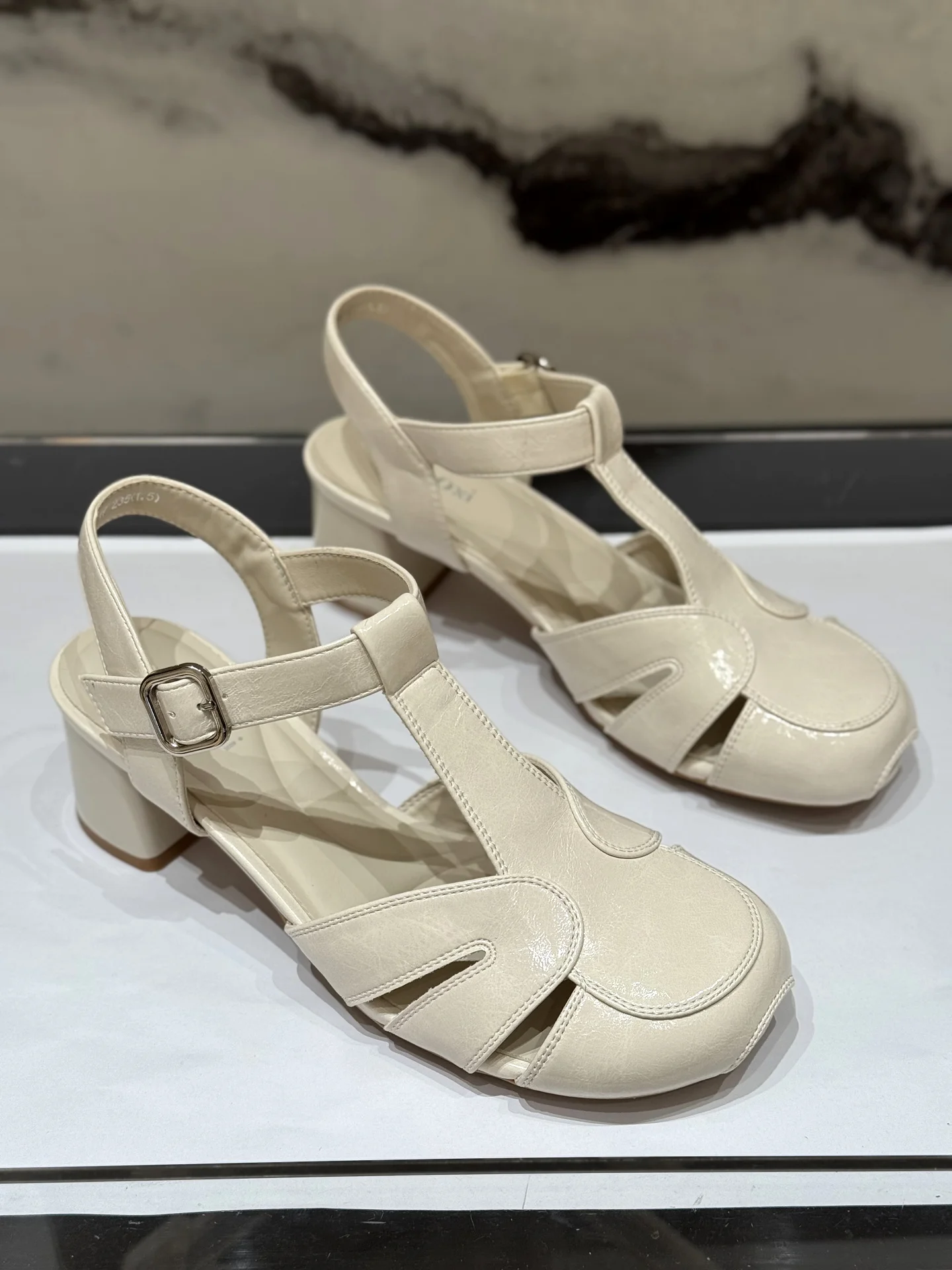 sandali-romani-da-donna-con-tacco-spesso-e-cavo-stile-coreano-retro-traspiranti-nuova-collezione-estate-2026-tacco-medio-versatili-e-alla-moda