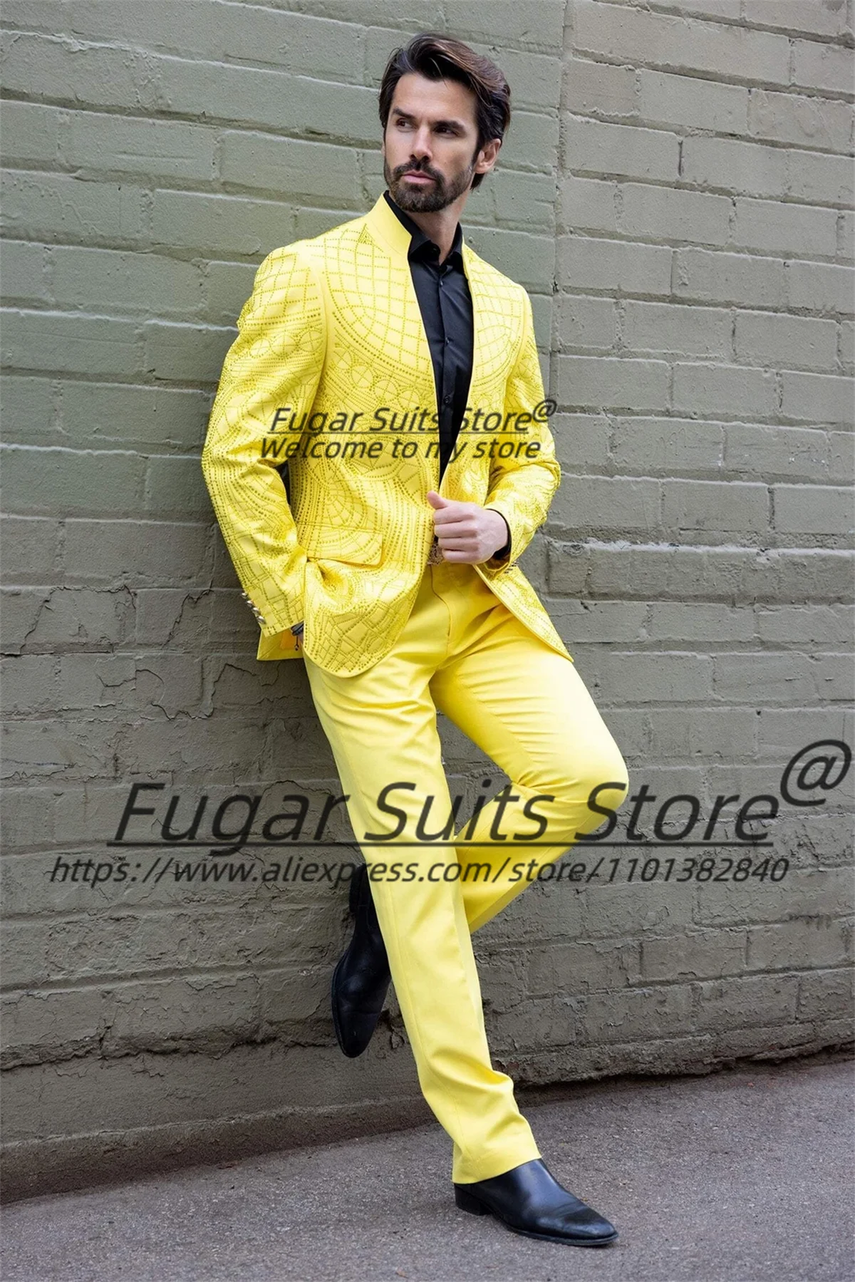 

Fashion Geometric Rhinestone Pattern Henley Lapel Men Suits Slim Fit Customized Slim Fit Groom Wedding Tuxedos 2 Pieces Sets