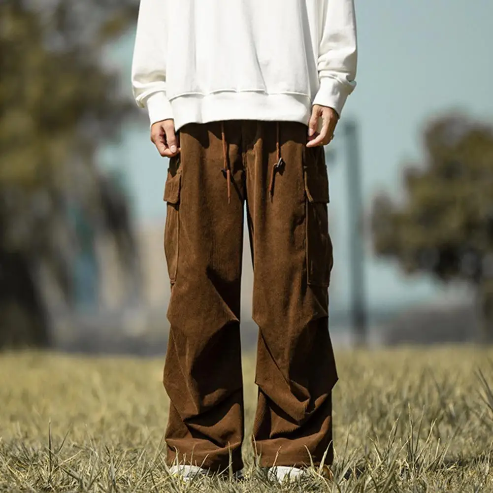 Pantaloni da uomo con coulisse pantaloni Cargo in velluto a coste stile Vintage con Multi tasche per uomo Streetwear gamba dritta vestibilità ampia per esterno