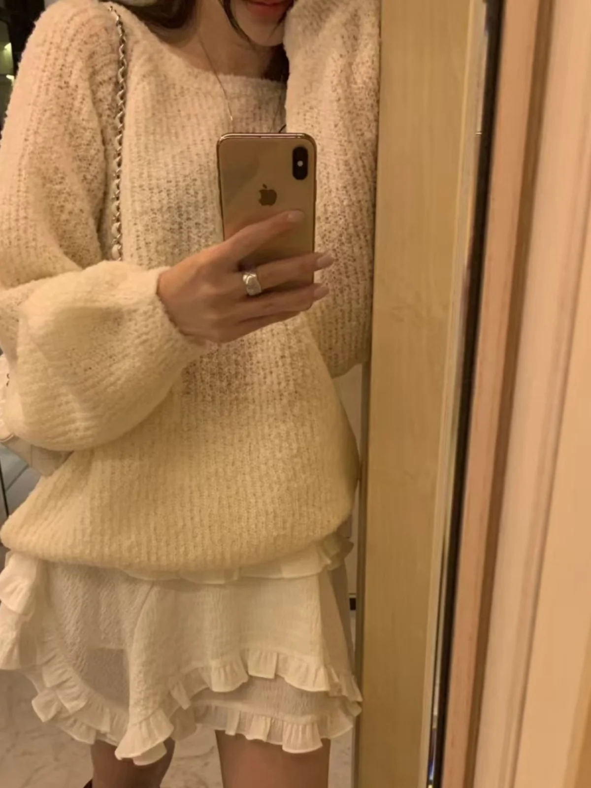 

Laid-ba Knitwear Women's Loose oulder Insertion round Ne Layering Warm Sweater Trendy Spring New Arrival Korean Sle