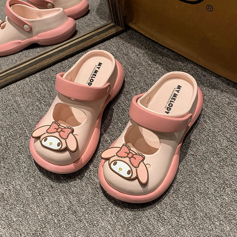 Nowe letnie Sanrio Melody Crocs damskie plażowe Hello Kitty antypoślizgowe plażowe pantofle letnia odzież akcesoria prezenty urocze