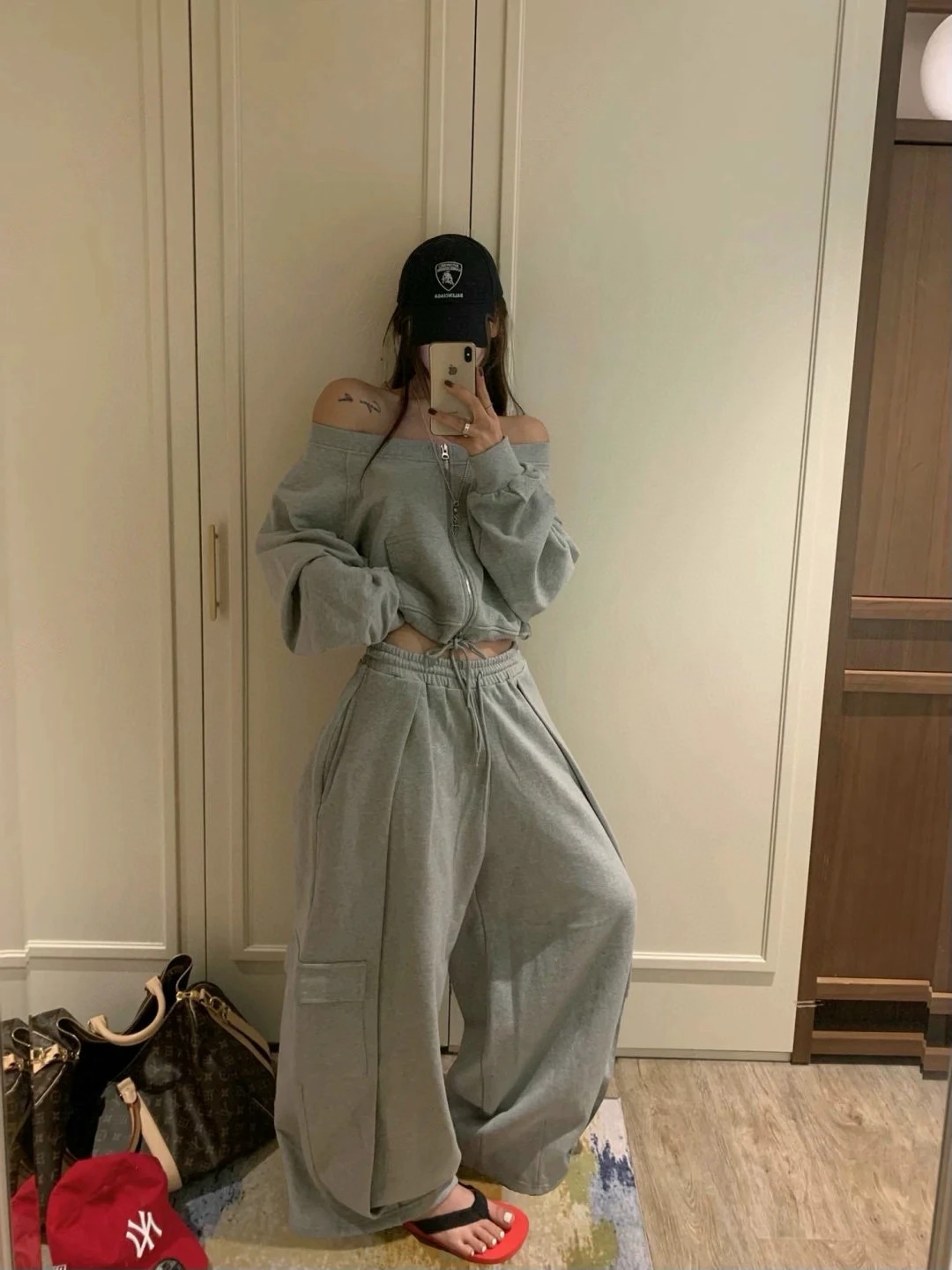 

Faionable Zipper One-oulder Sweatirt Jaet Casual Pants Women's Spring New Arrival Street Sle Long Sve round Ne