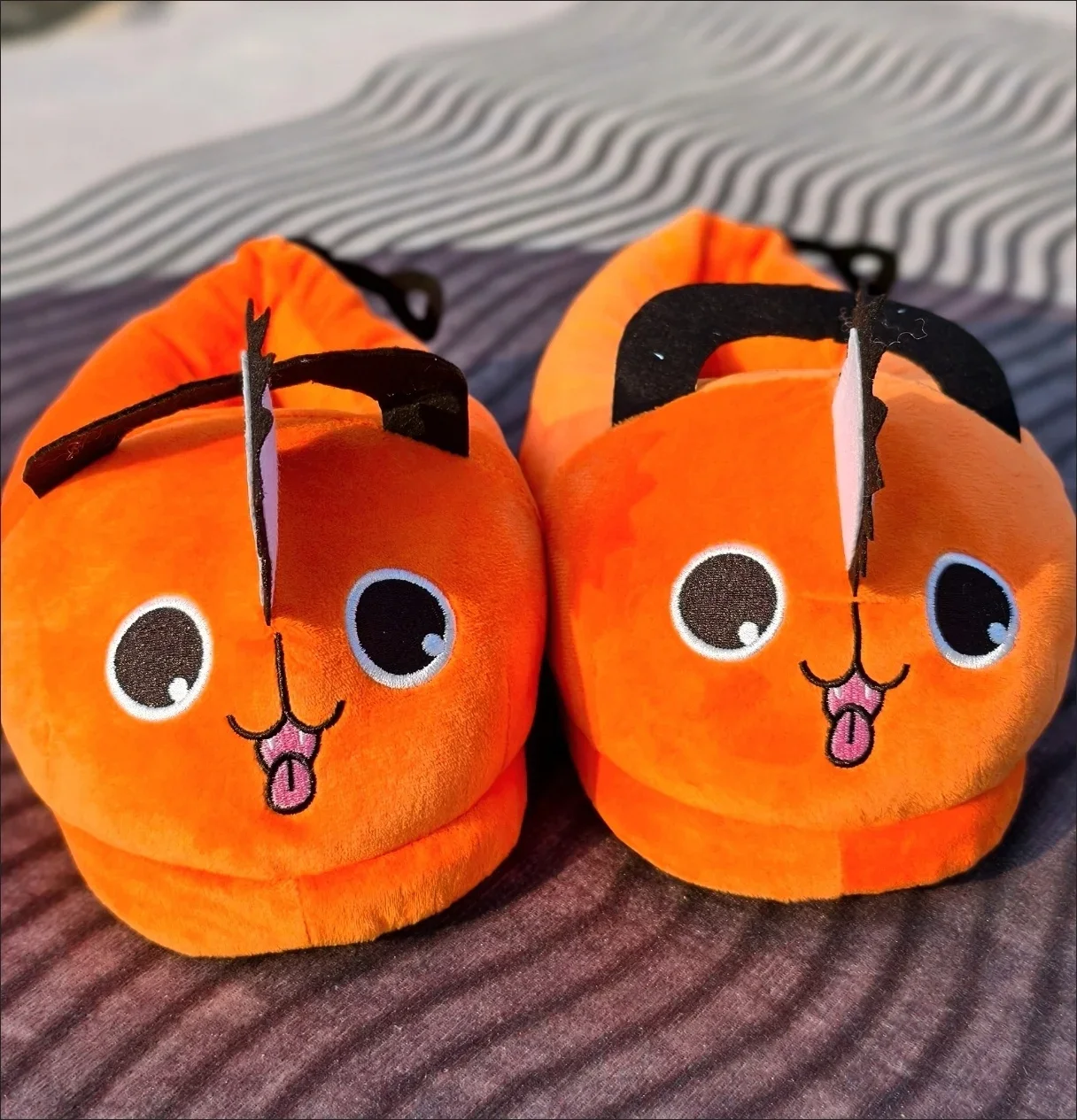 Pochita Chainsaw Man Plush House Slippers Cute Orange Chainsaw Demon Stuffed Shoes Collectible For Anime Fans Home Decor Gift