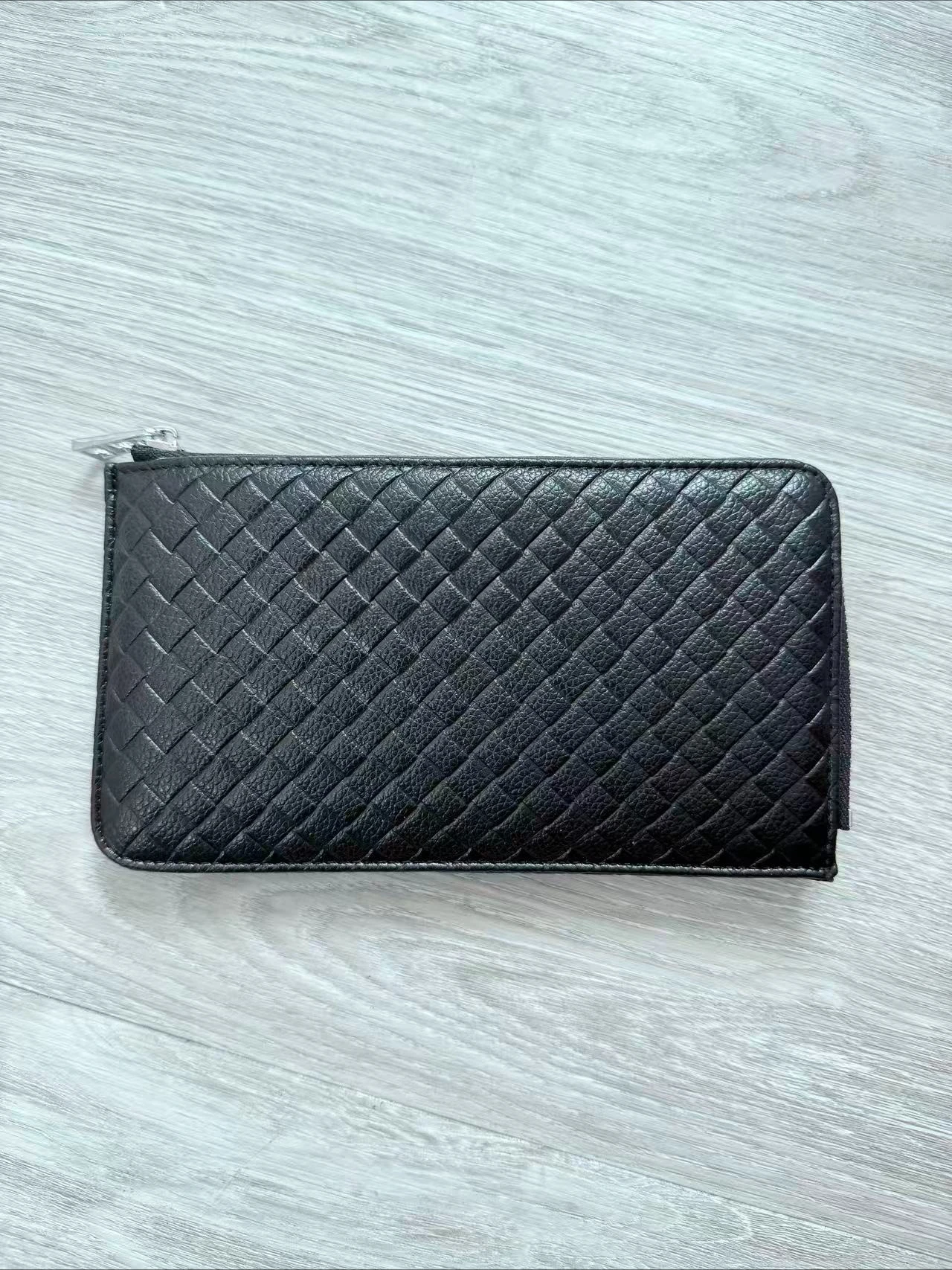 

Women's Large-Capacity Leather Handbag ZV Wing Long Wallet with Mobile Phone Card Holder And ID Card Organizer