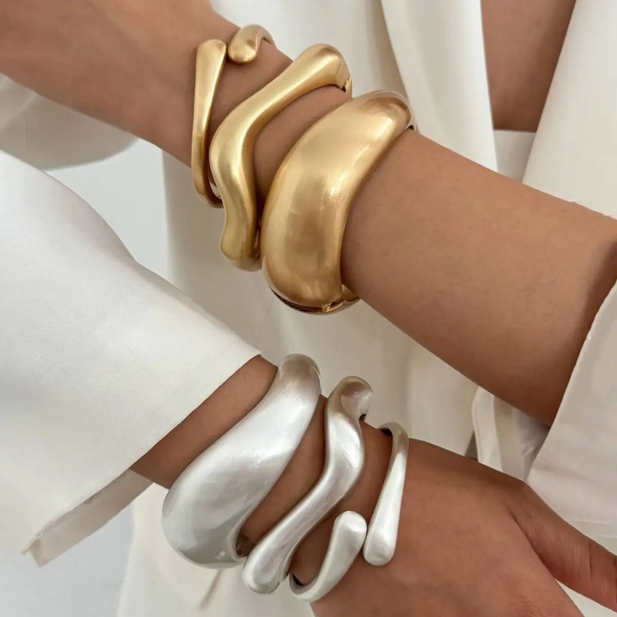 

SHIXIN 6 Styles Trendy Glossy Irregular Stackable Cuff Bracelet for Women Wave Water Drop Open Spring Bangle Party Jewelry 2026