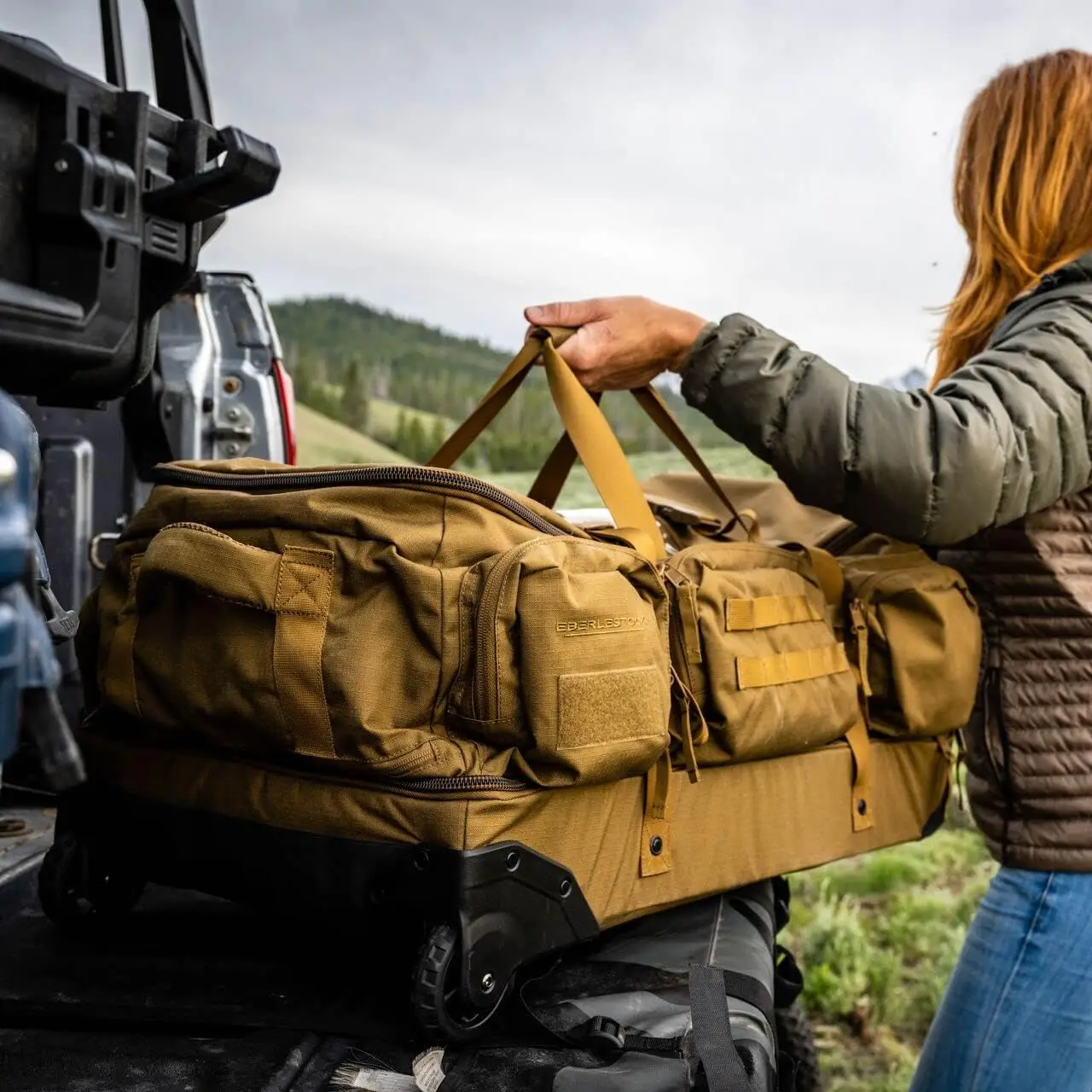 แอตลาส ดัฟเฟิล -เพื่อนคู่ใจในการล่าสัตว์และการเดินทางเพื่อการผจญภัยที่ไม่มีที่สิ้นสุด สีดำ